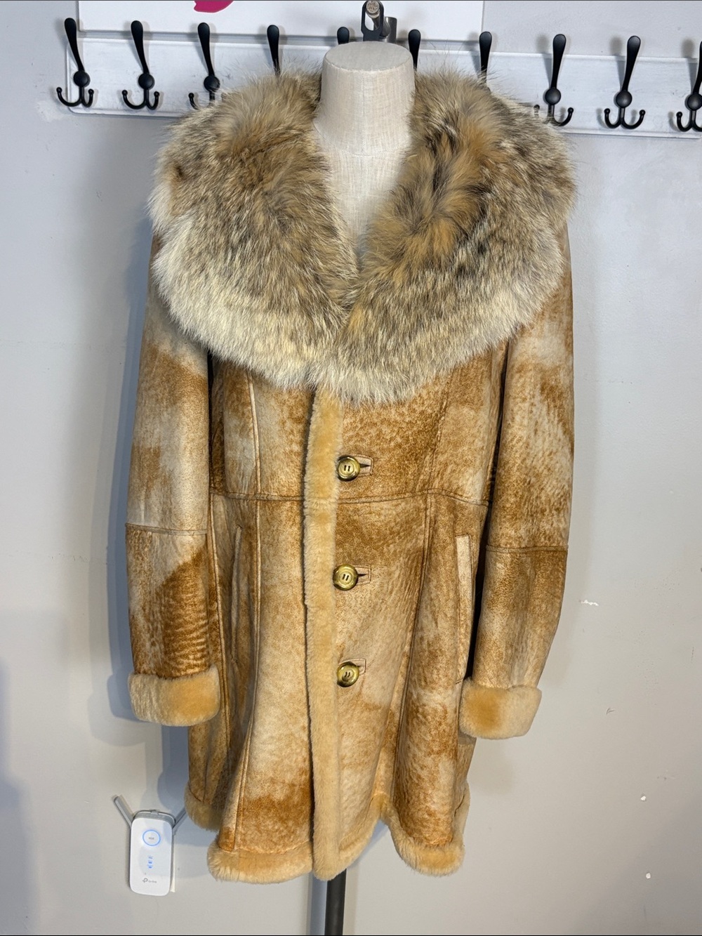Genuine Shearling Sheepskin Coat with Fox fur collar - Men's size 46 Womens 1X